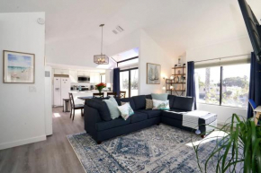 2Bed 2Bath APT walking distance to BEACH and BAY in PB